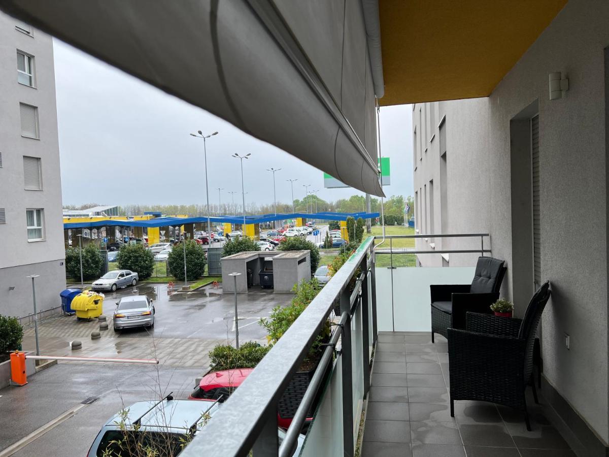 Calla Apartment Zagreb - Novi Apartman, Garaza, Video Nadzor Ngoại thất bức ảnh