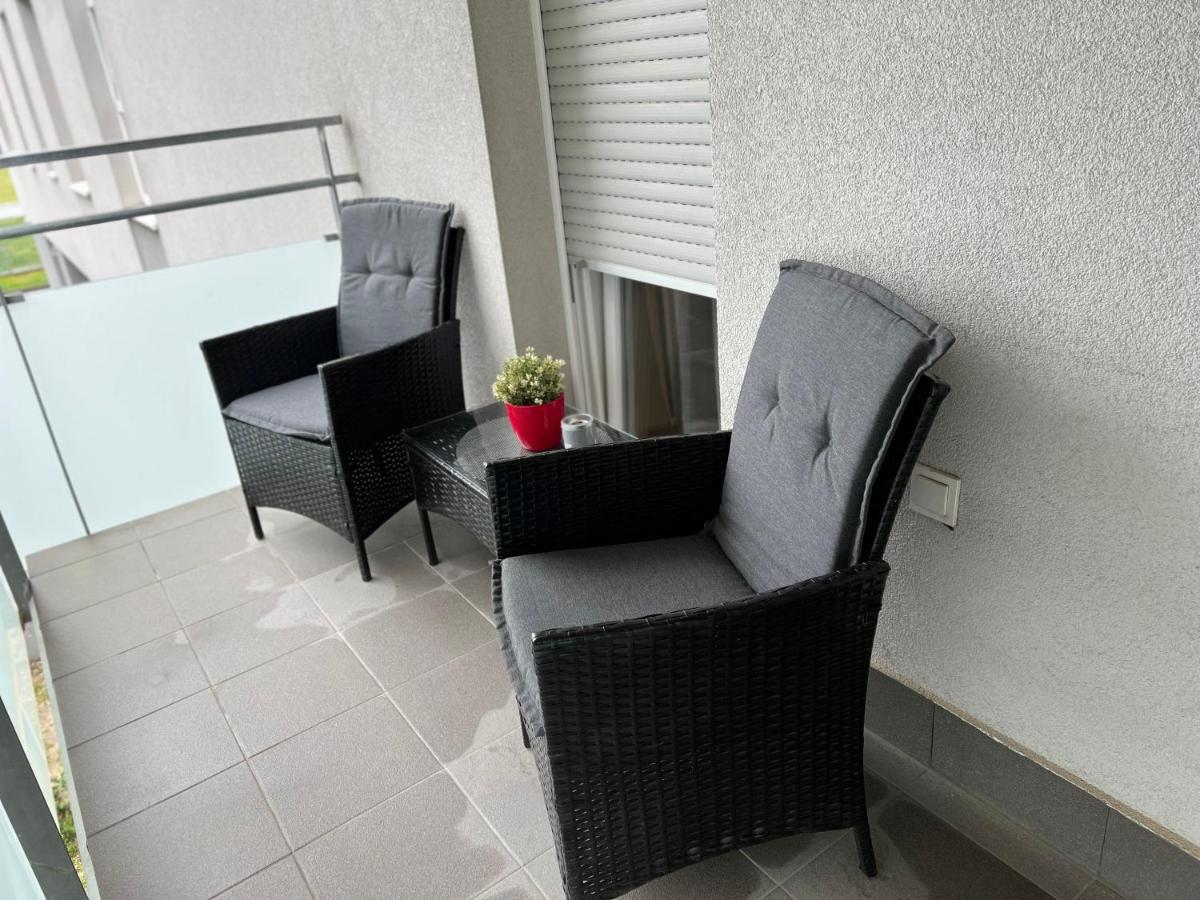 Calla Apartment Zagreb - Novi Apartman, Garaza, Video Nadzor Ngoại thất bức ảnh